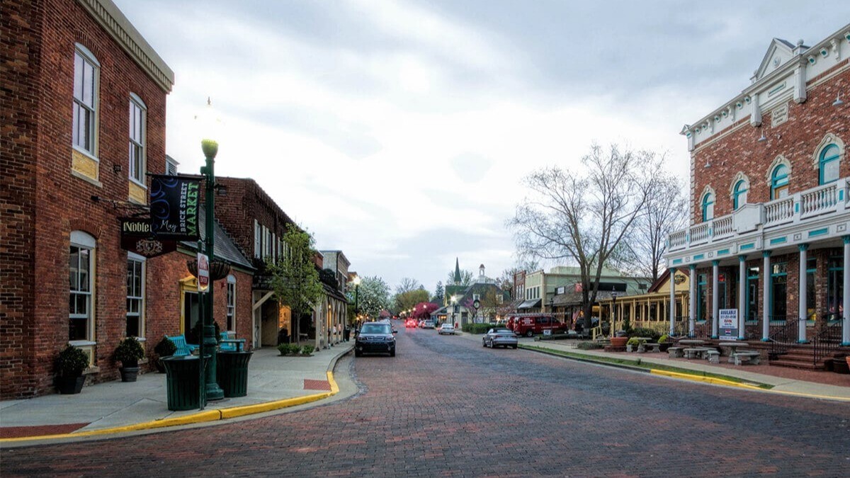 Downtown zionsville